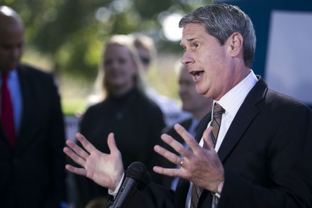 Vitter is behind bills on sanctuary cities and toxic substances. (Al Drago/CQ Roll Call)